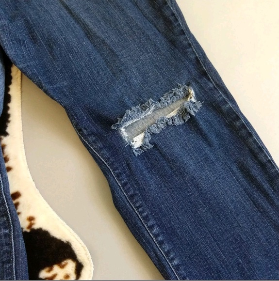 SOLD Torrid distressed skinny jeans, size 18 - Picture 2 of 8